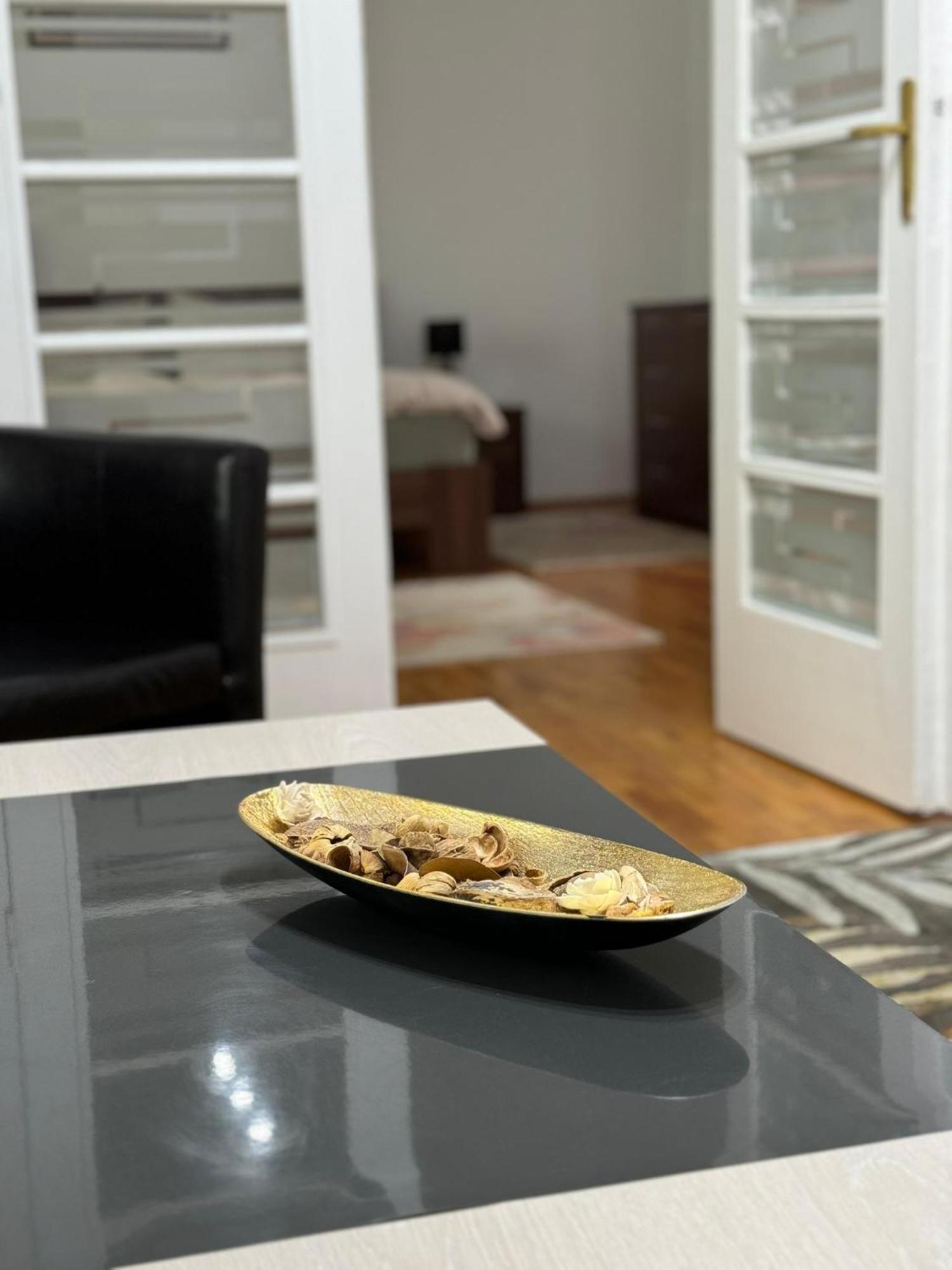 Apartament Victoria Timisoara Esterno foto